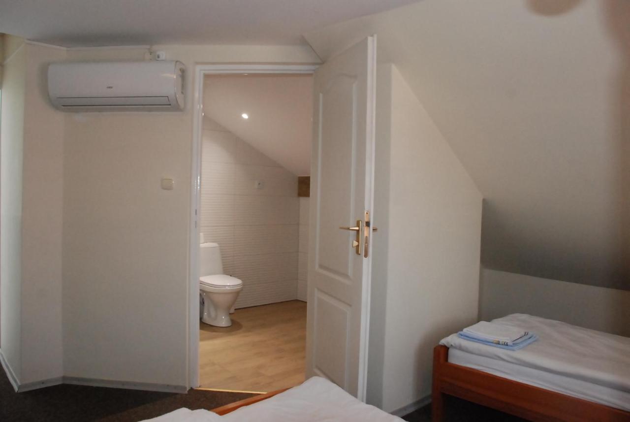 Hotelik Manhatan Radzyn Podlaski Exterior foto